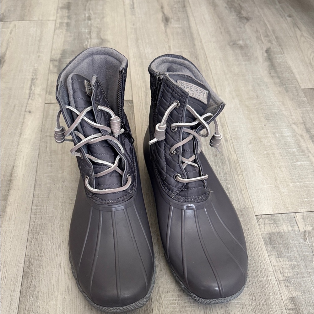 Women’s Sperry Saltwater Nylon winter and rain boots